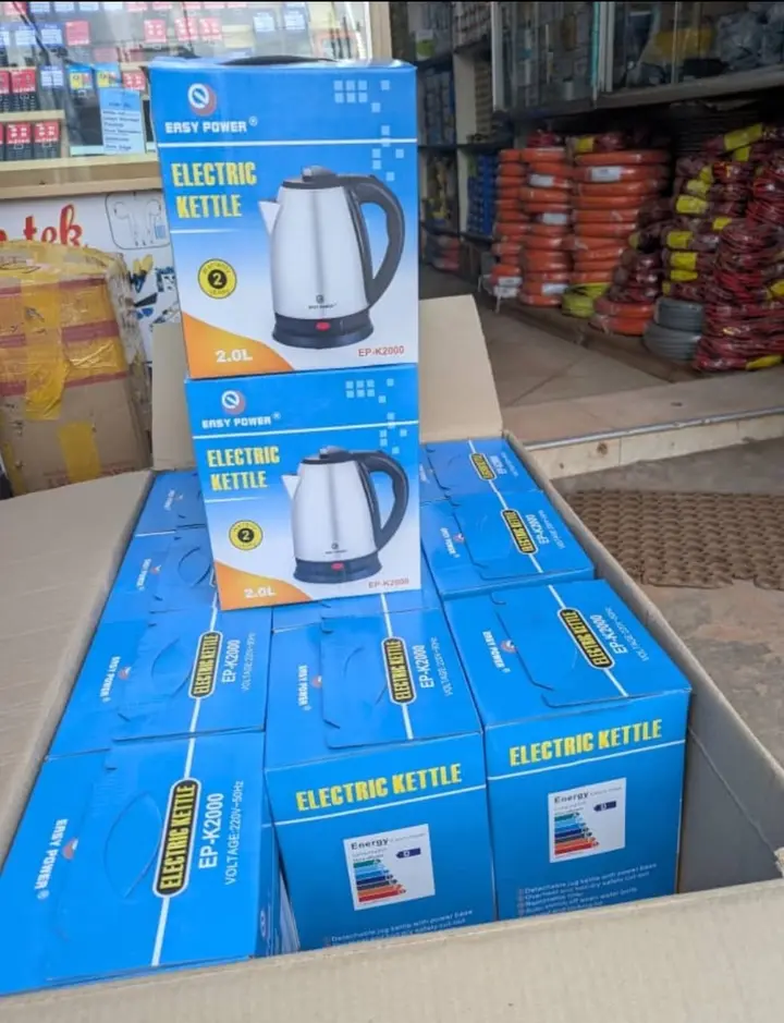 ELECTRIC KETTLE