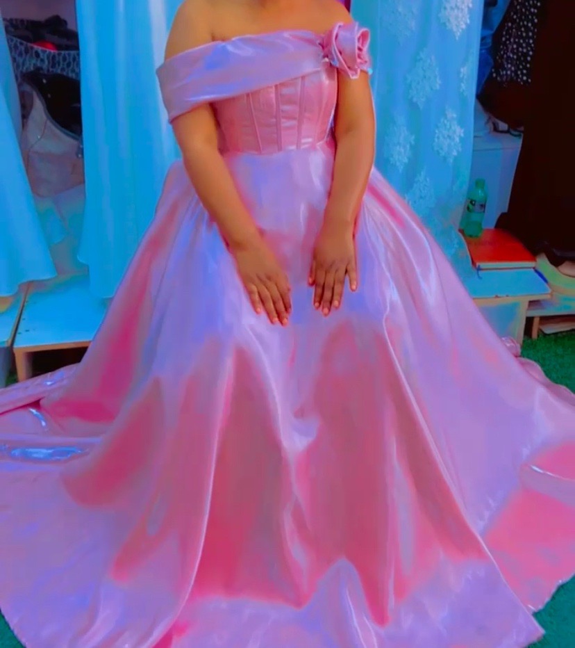 Bridal guest round dress - Image 1
