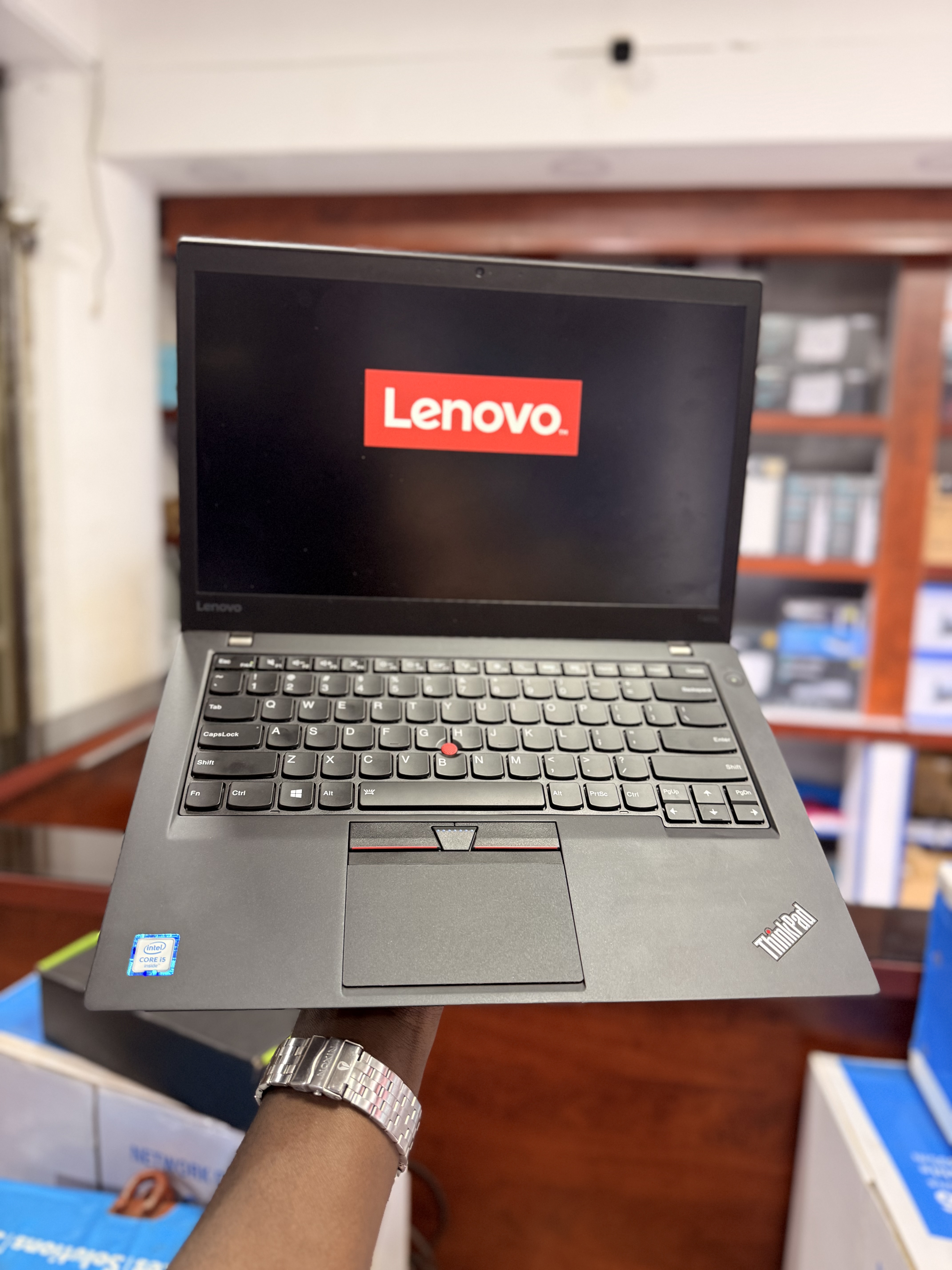 Lenovo ThinkPad T470s intel core i5 7th Generation 8Gb ram 256ssd - Gallery Image 1